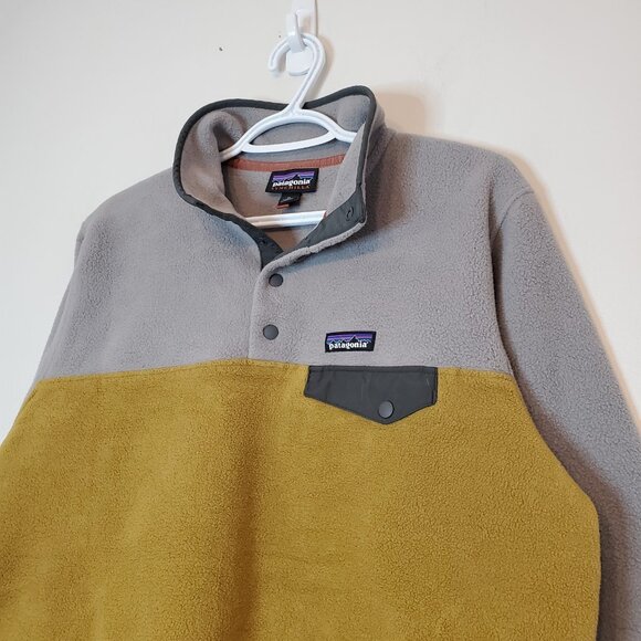 NOT FOR SALE Poshmark will Restrict Sellers Accounts If We Delete Too Many Items - Picture 3 of 7